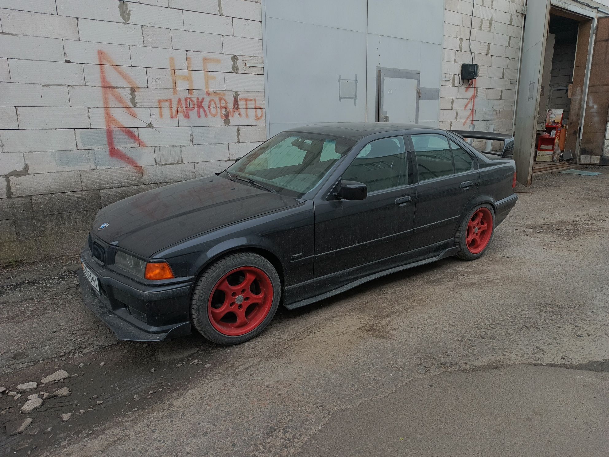 Продам BMW E36 (по тп)