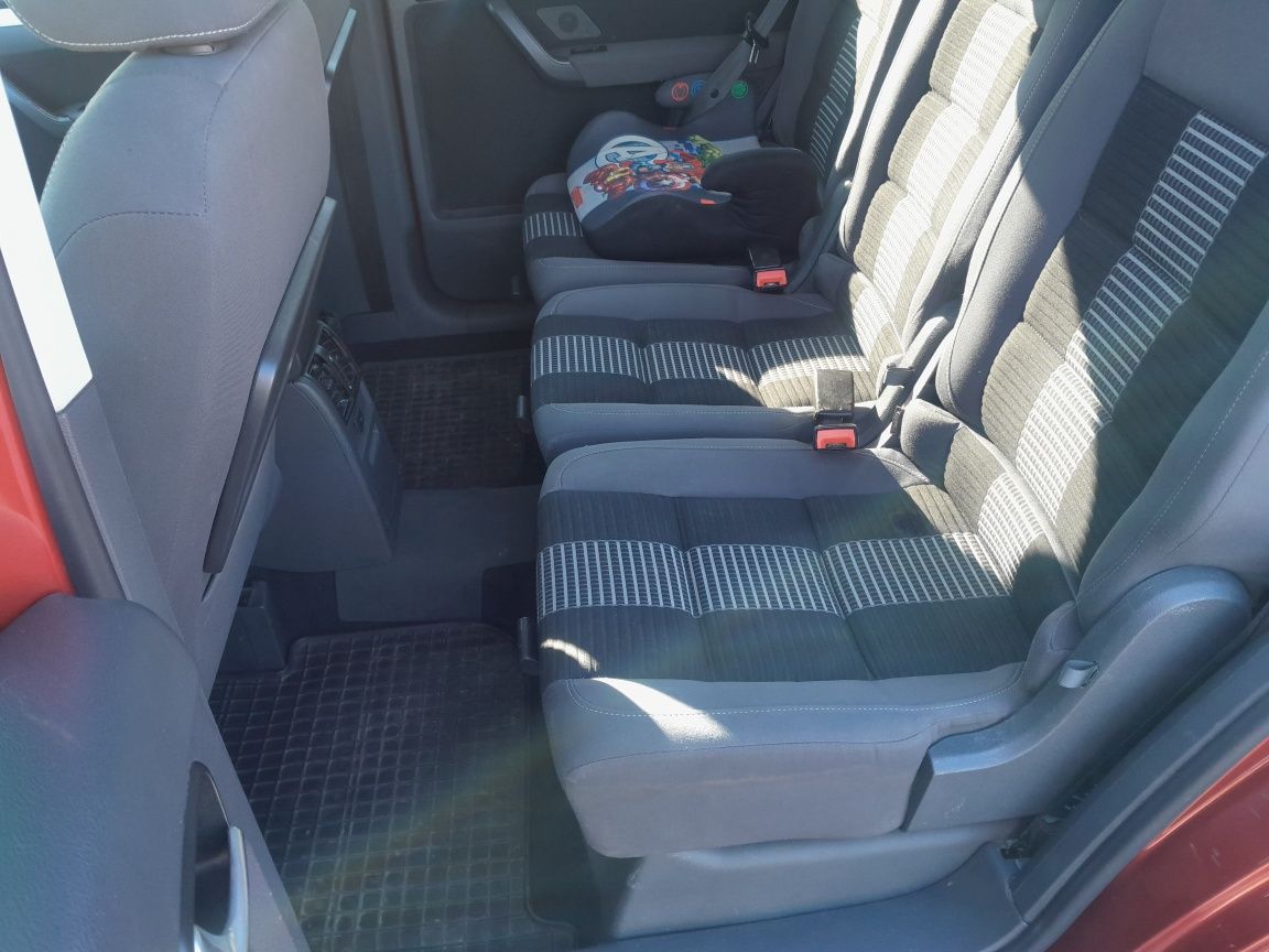 Touran 1.9 tdi 7 osobowy 2008r