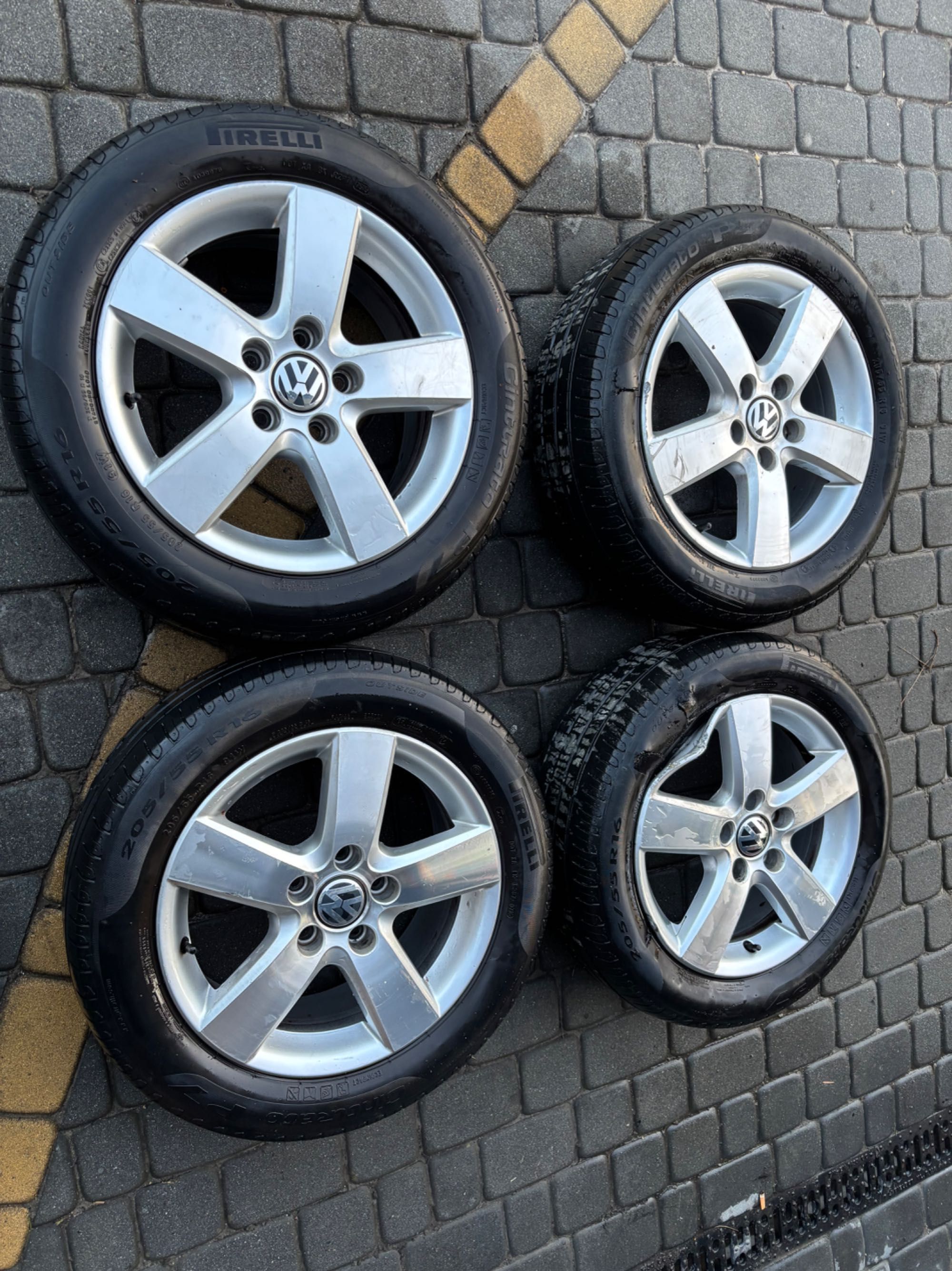 4X Felgi z oponami lato R16 5x112 VW golf V