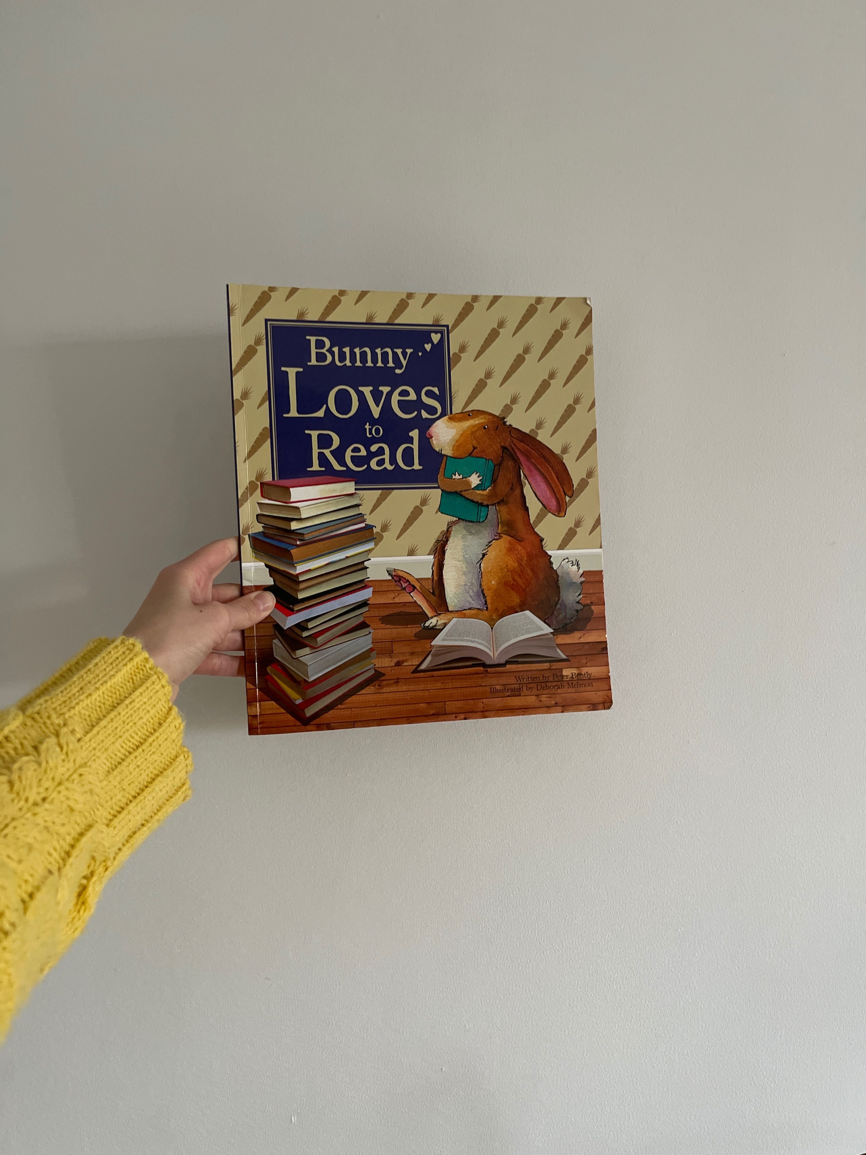 Bunny loves to read, książeczka po angielsku, książka po angielsku
