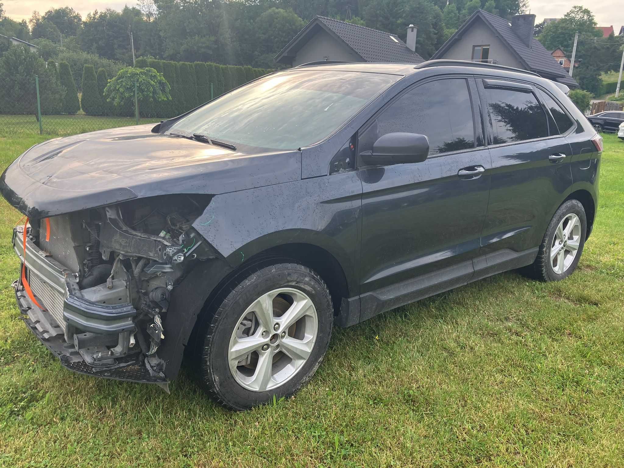 FORD EDGE 2022 / 2.0 / 4x4 / lekko uszkodzony / na miejscu w PL FV23%