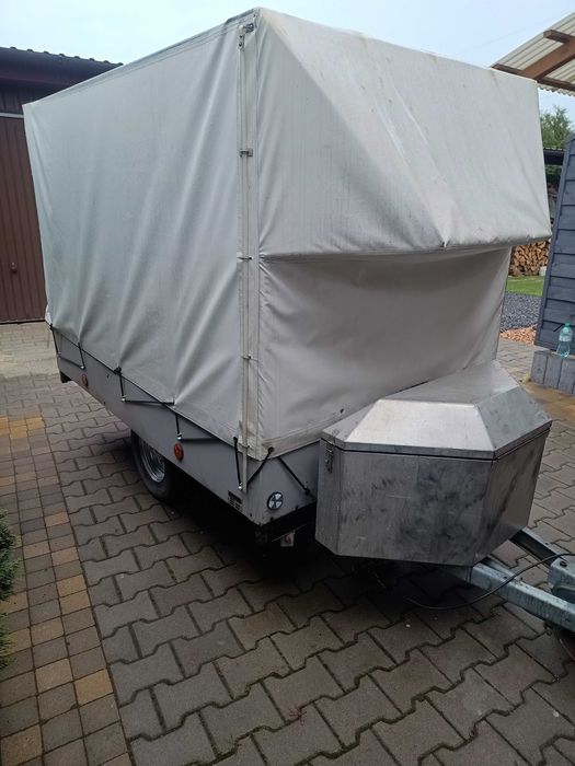 Przyczepka z plandeką i hamulcem najazdowym DMC 600kg  sprzedam