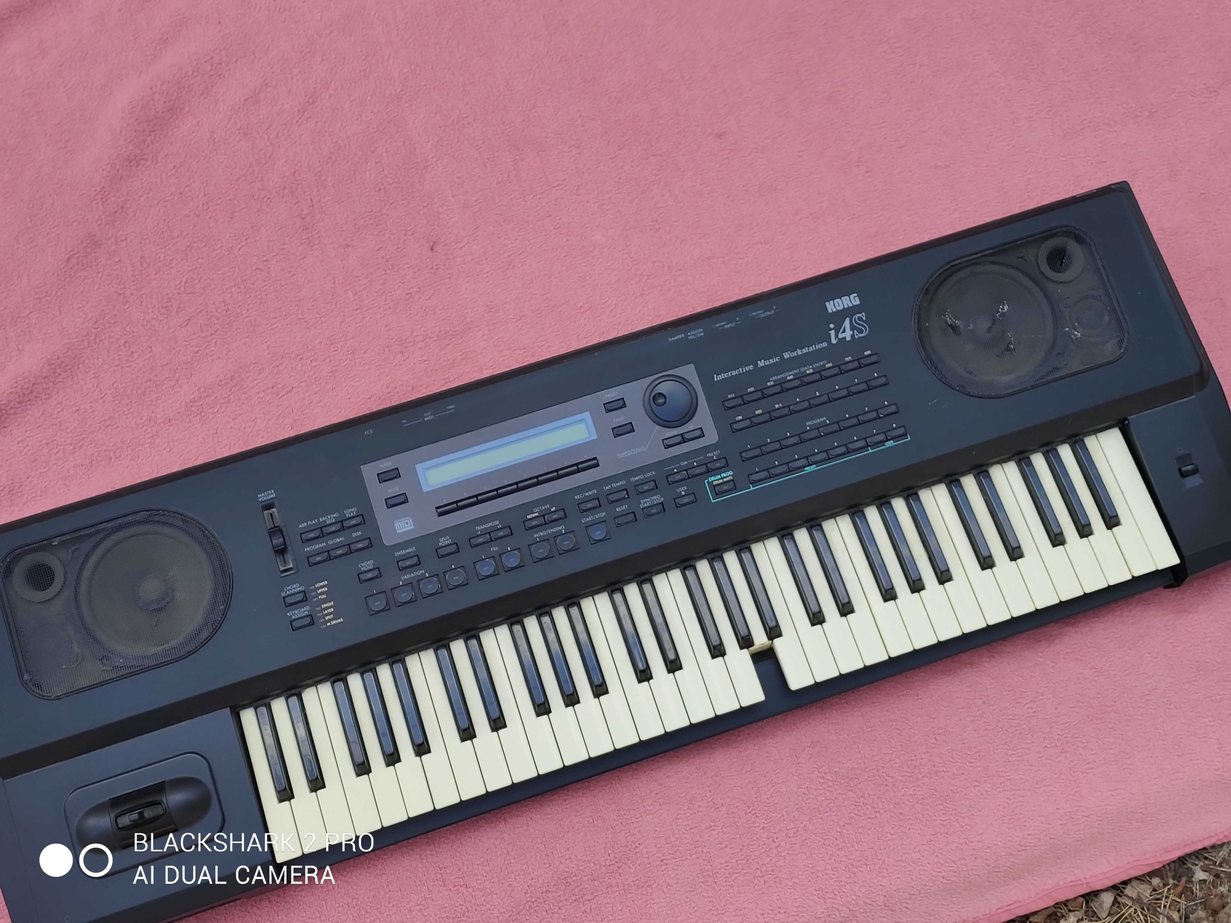 keyboard Korg i4S