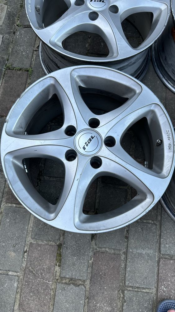 Диски 5*112 r16 Rial