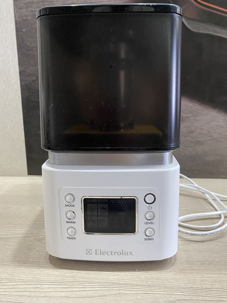 Зволожувач повітря Electrolux EHU-3515D Ультразвуковий