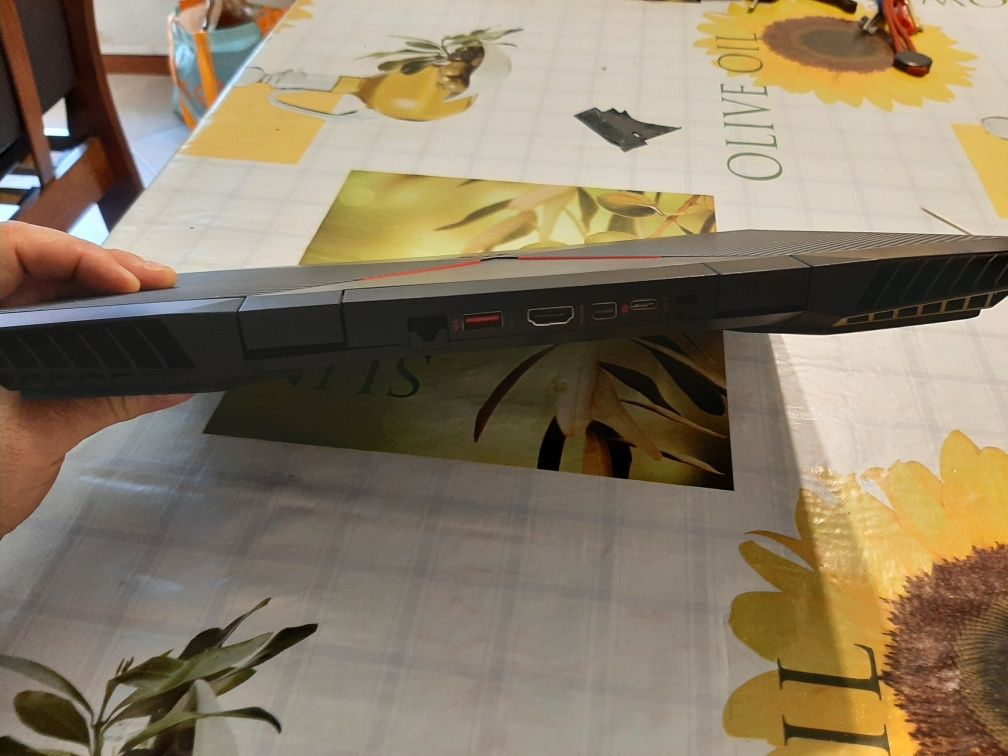 HP_ OMEN _15_dc29