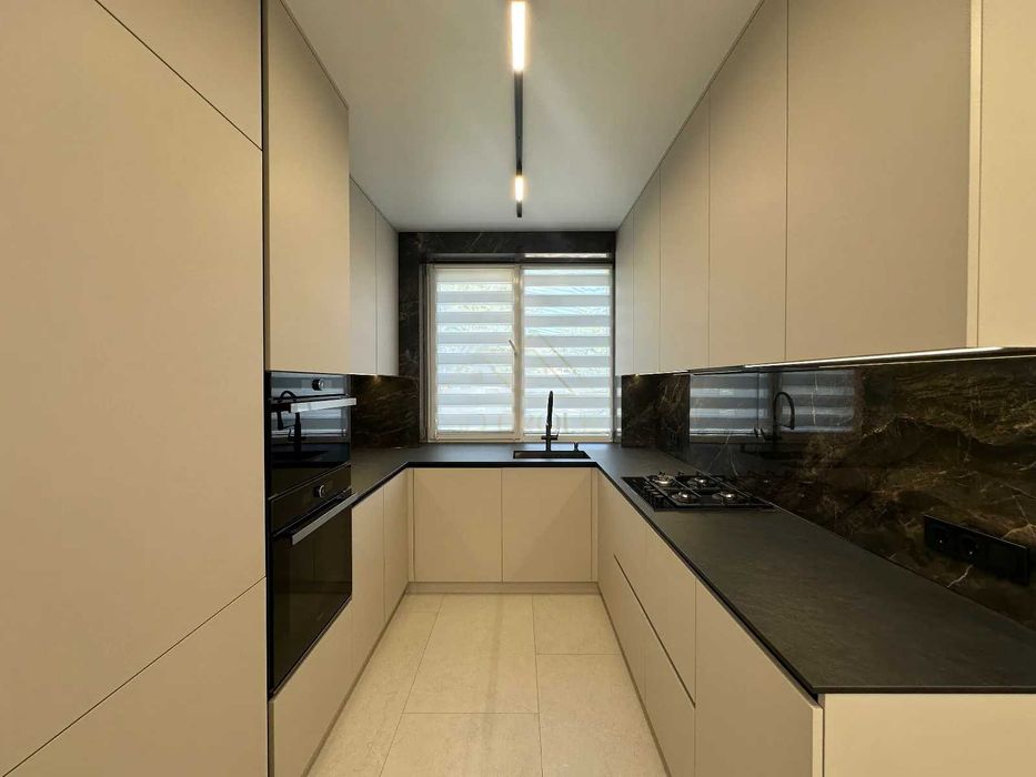 Продаж / БУДИНОК з ремонтом та меблями / НІХТО не жив / 135м2 / Гараж