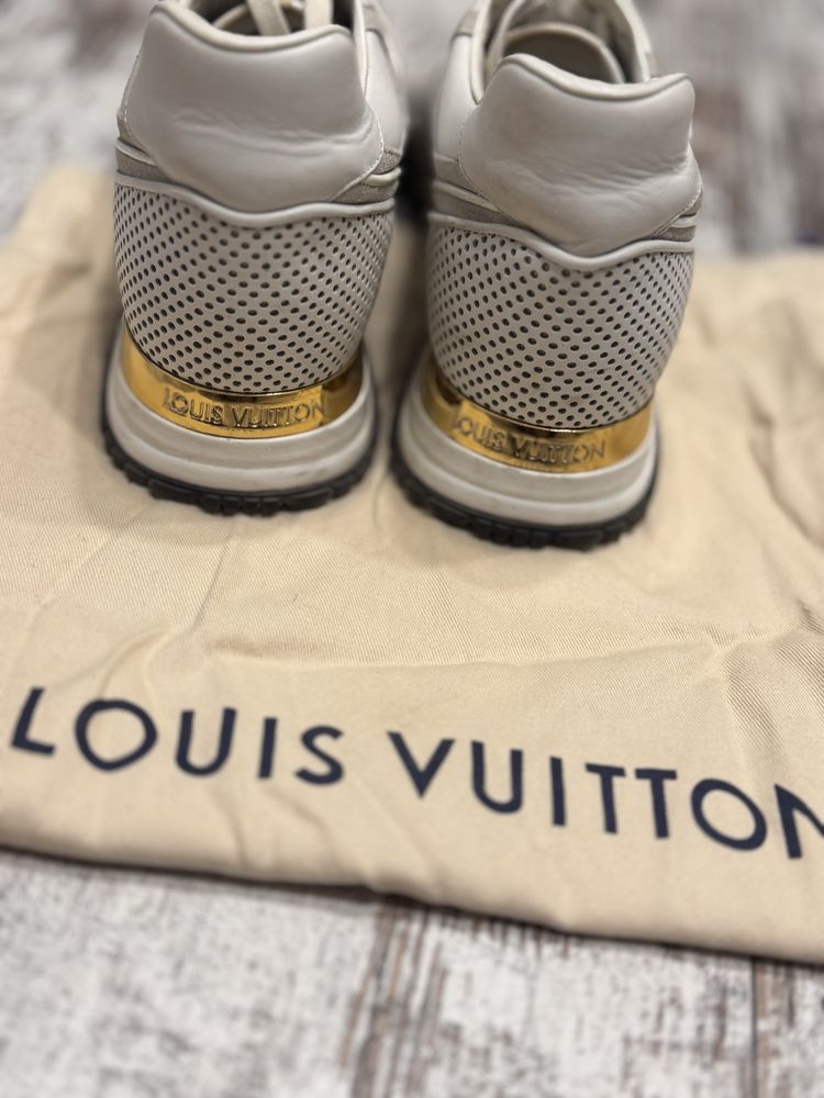 Оригінальні кросівки Louis Vuitton