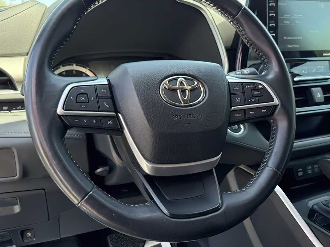 Toyota Highlander XLE 2022
