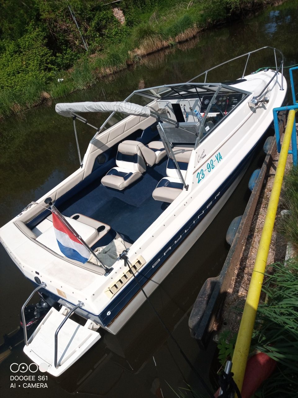 Bayliner Capri mercruizer 130 HP