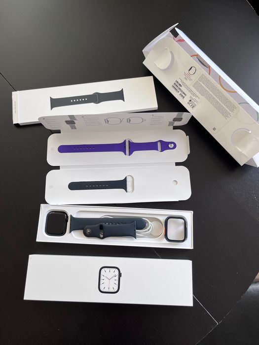 Apple Watch Series 7 45 mm aluminium