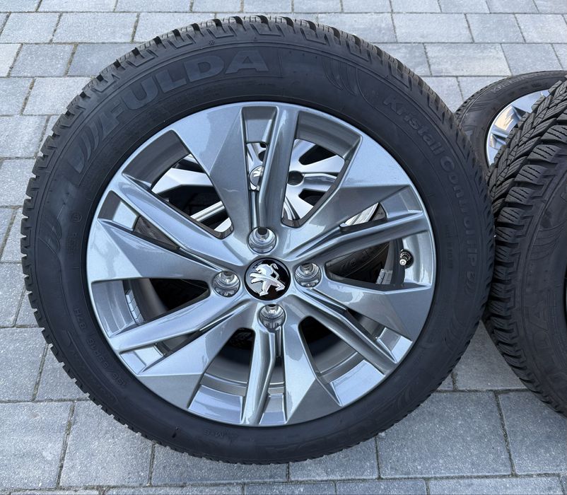 Oryginalne Felgi Peugeot 208 4x108 6.5J ET32 195/55R16 97H Zima 2022r