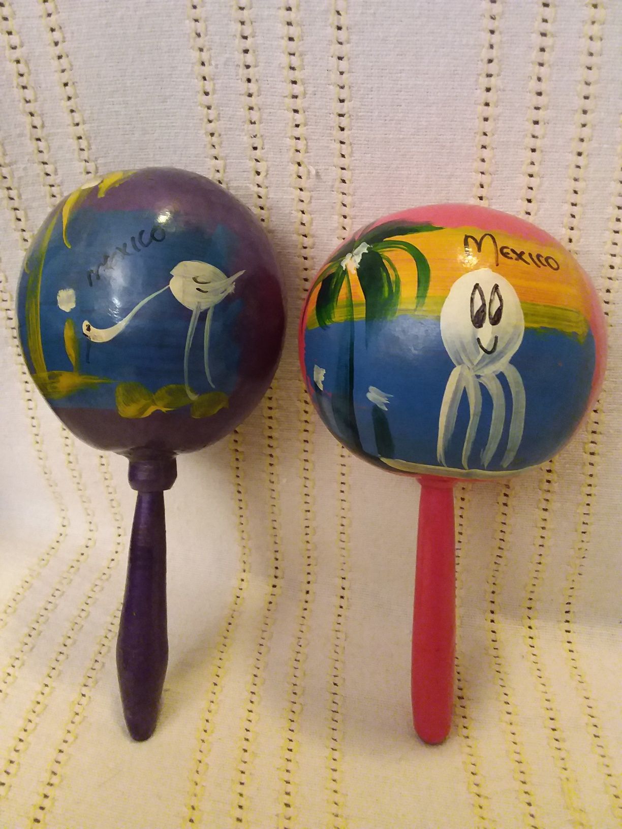 Maracas em madeira