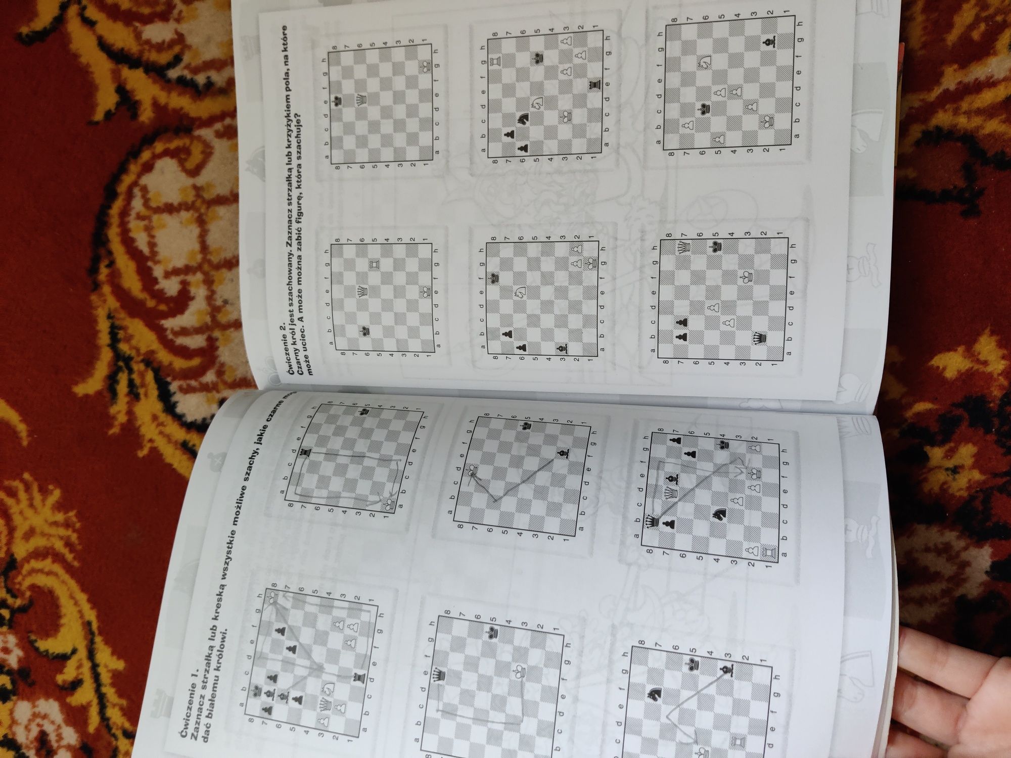 3 Używane książki do nauki gry w szachy Grajmy w szachy Zielińska
