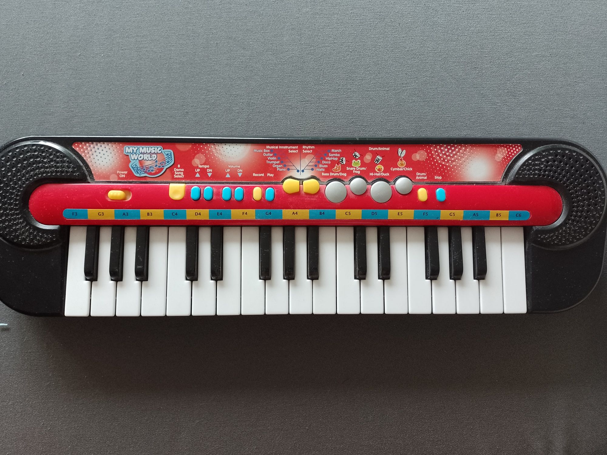 Małe pianino/ kibord dla dzieci.