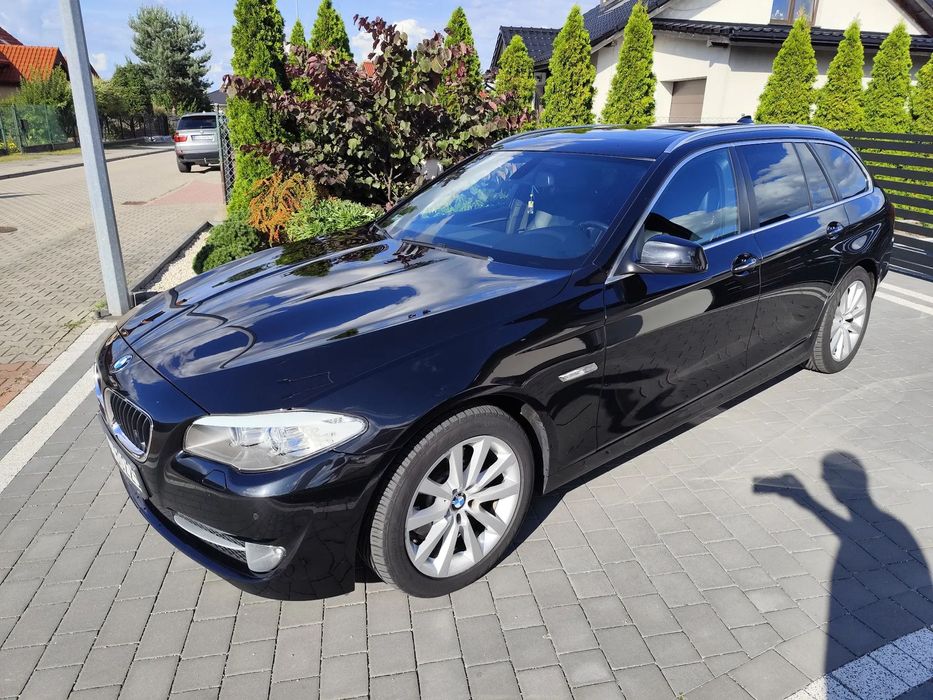 BMW Seria 5 BMW F11. M-pakiet.Łopatki,czarny sufit,2kpl kół.Super stan.