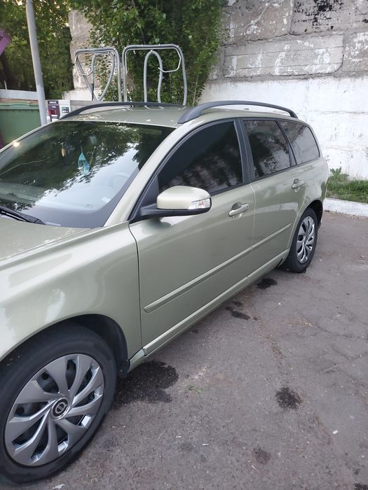 Volvo V50, 2007 року, 1.6D дизель
Гарний збережений стан на свої роки