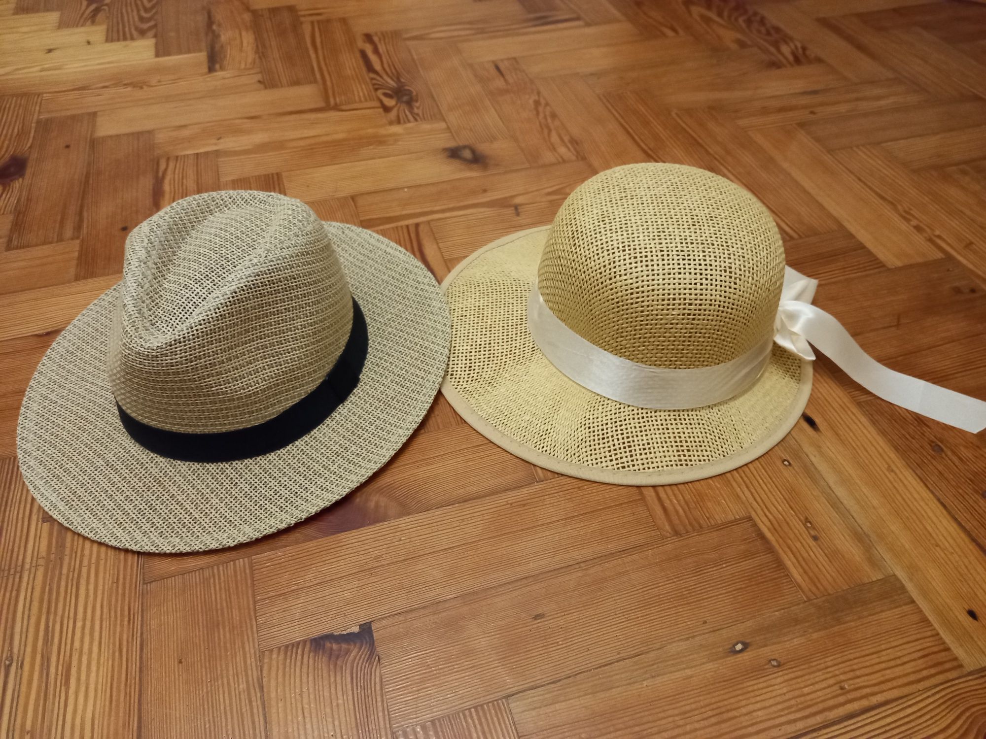 Chapéus novos em palhinha / homem e mulher