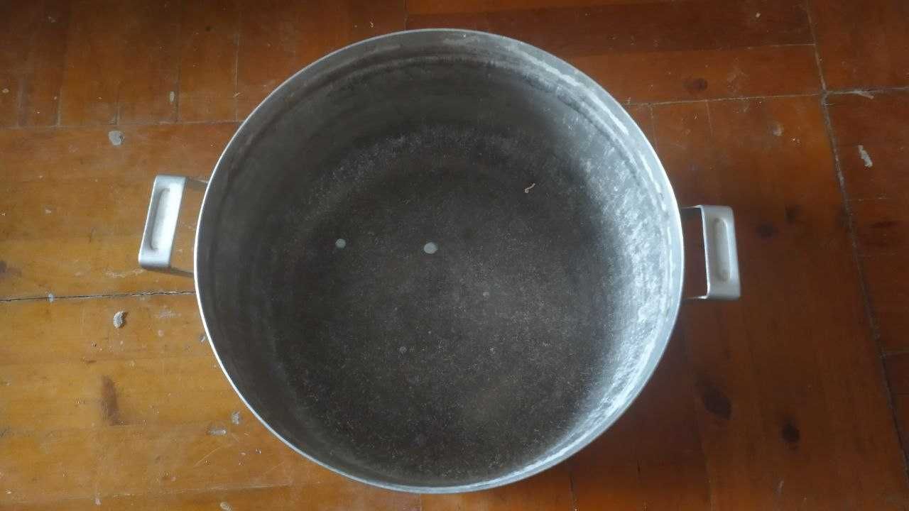 кастрюля алюминиевая, ведро с крышкой, миска эмалированная