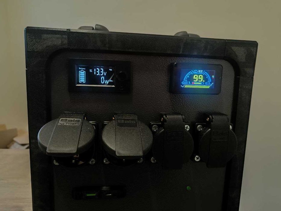 Зарядна станція(Ємкість 3,5 кВт)