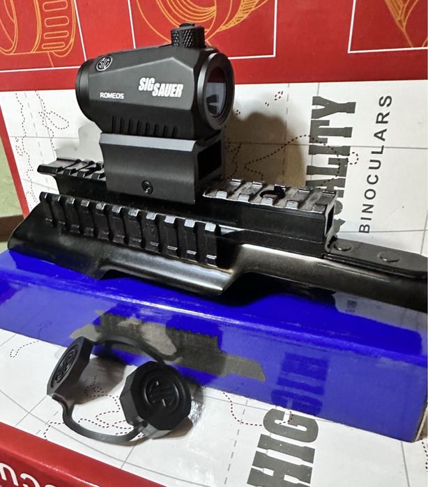 Планка пікатінні з кришкою