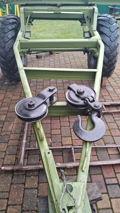 прицеп-розпуск,негаб.лісовоз,металовоз,до газ66,зіл131,трубовоз