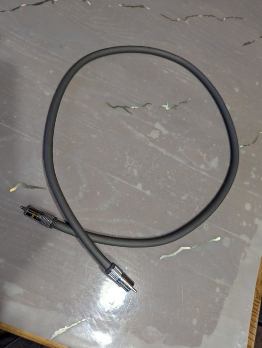 Коаксіальний кабель Tech+Link  interconnect 1 m