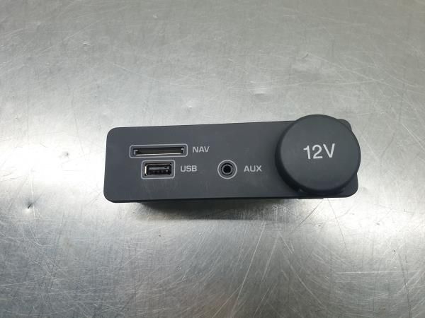 Módulo USB / AUX / IPOD JAGUAR XE (X760)