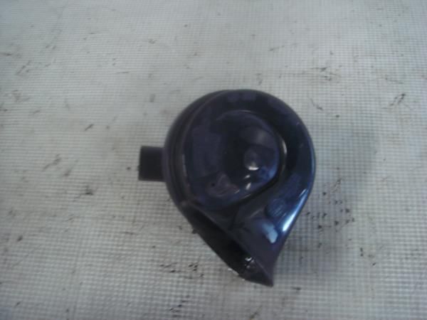 Buzina Volkswagen Passat (3C2)