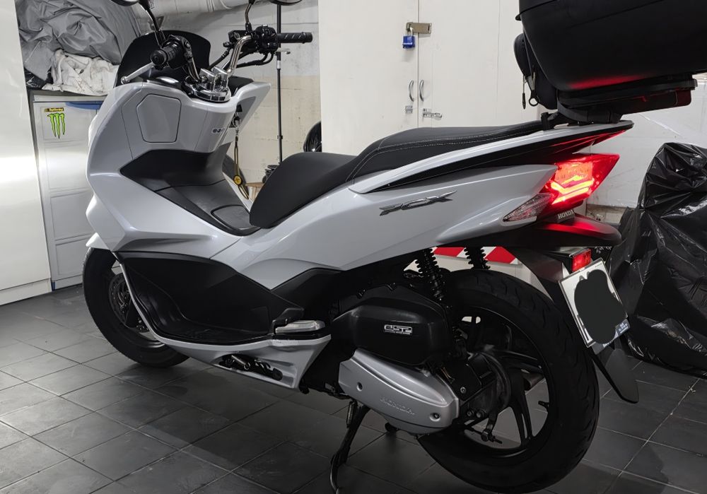Honda pcx impecável 2016