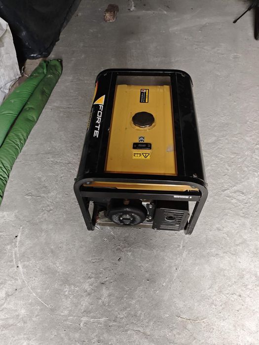 Бензиновий генератор 5/5.5 кВт Forte FG6500E.