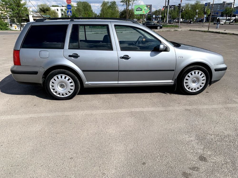 Продам  Volkswagen Гольф 4