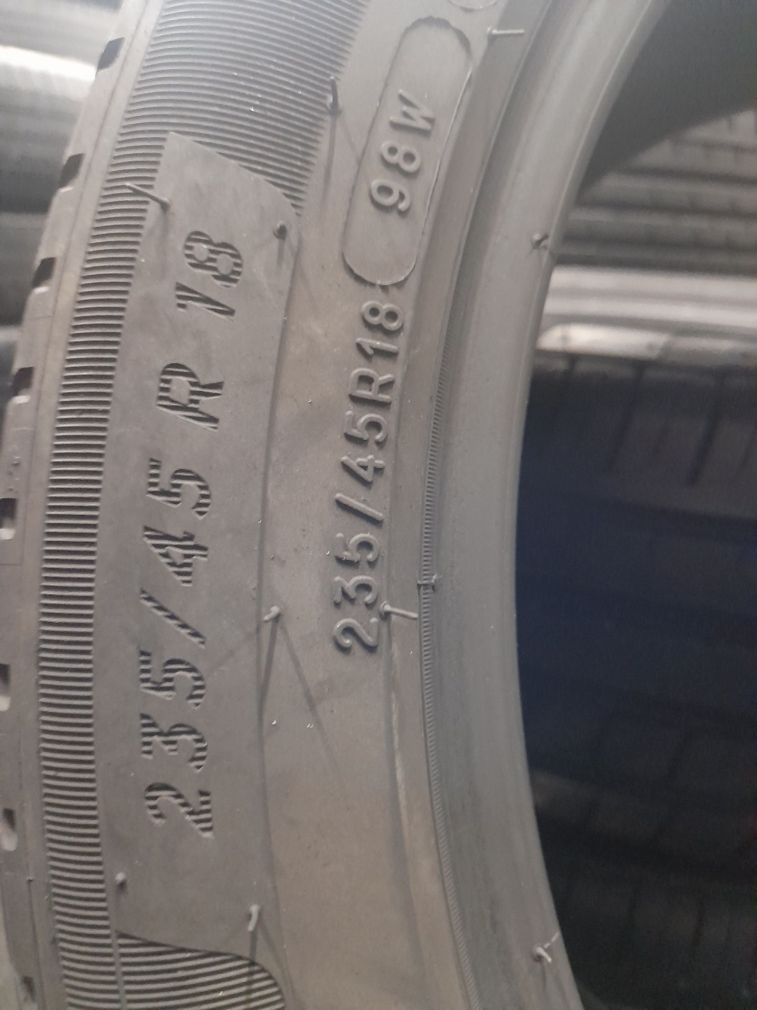 Літні Шини БВ 235/45 R18 MICHELIN Primacy 4 XL Склад