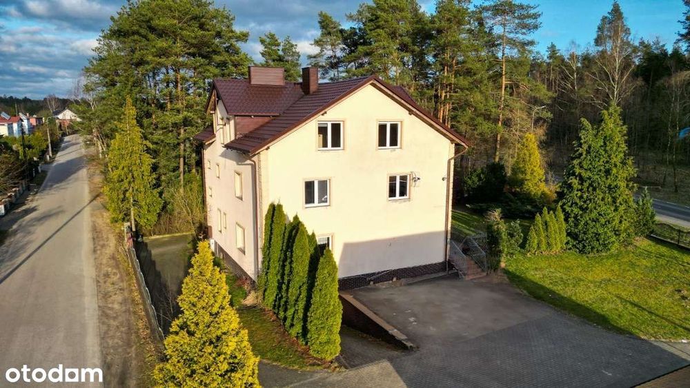 Dom w Dębnicy Kaszubskiej