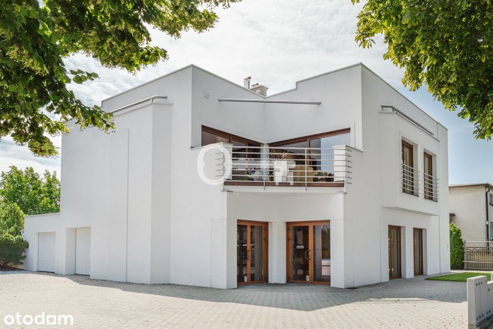 Parter Usługowy 230 m² | Parking 8 Aut