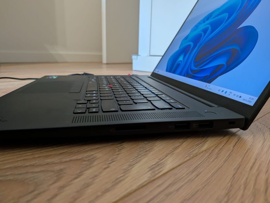 Lenovo ThinkPad X1 Extreme G4