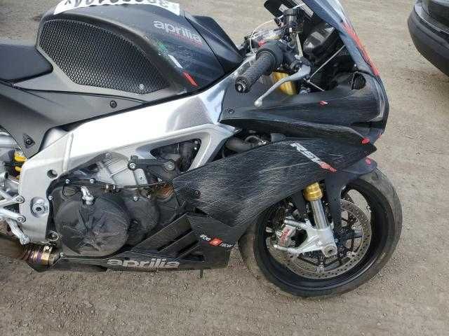 Aprilia RSV4 RR 2017