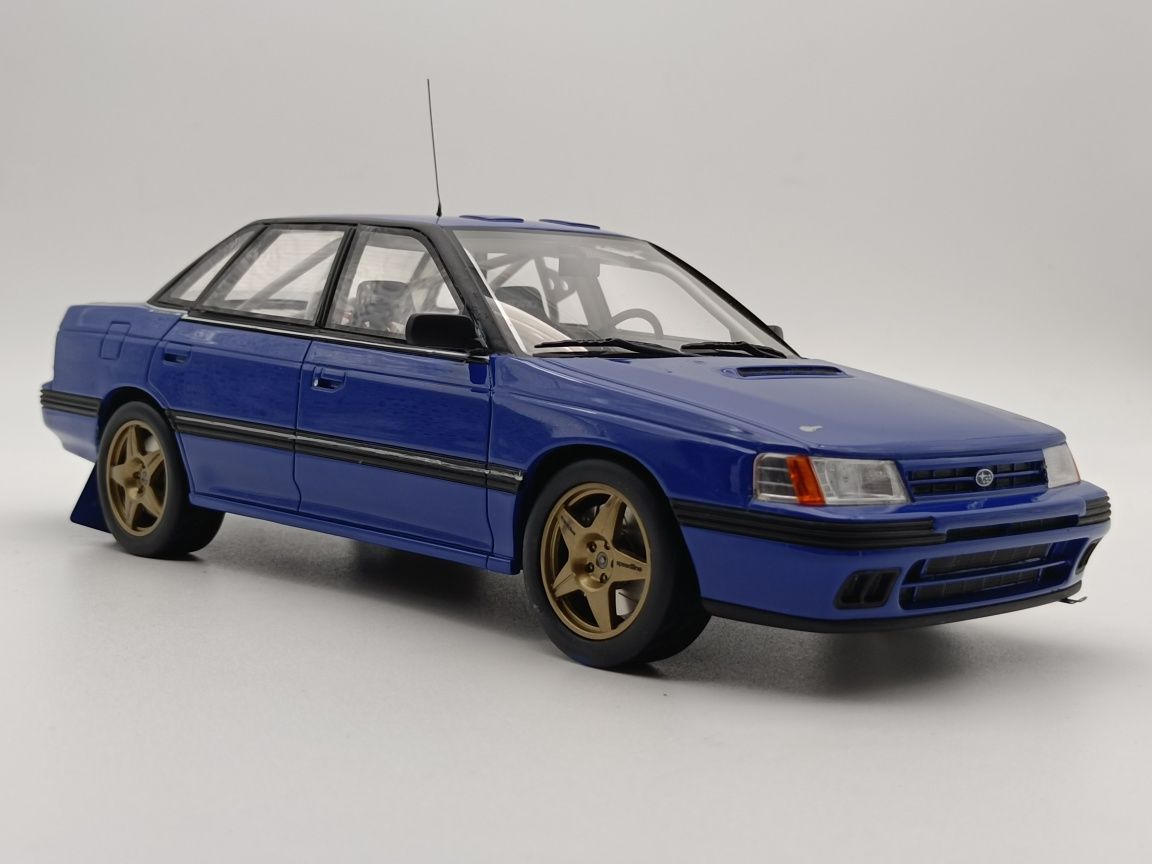 Subaru Legacy rs Otto 1:18 limit 300 sztuk