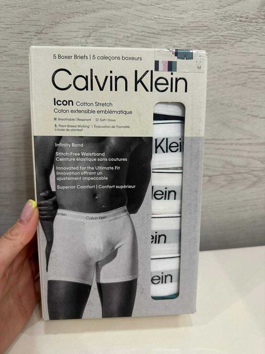 Набір боксерів Calvin Klein в коробці 5шт різного кольору