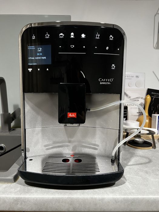 Ekspres Mellita Caffeo Barista T