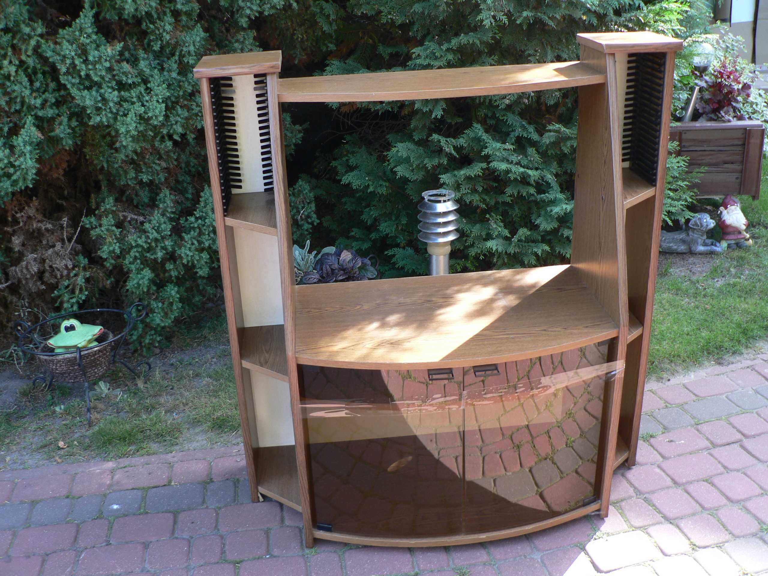 Stolik na telewizor