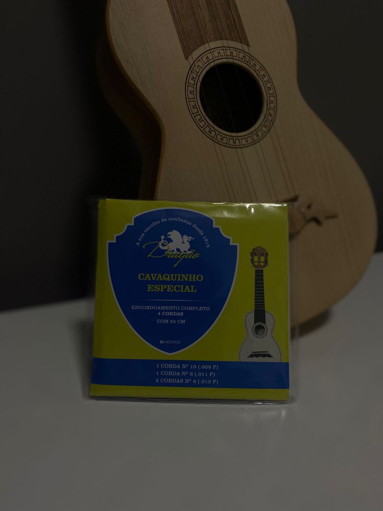 Cavaquinho ArtiMusica CV10B 4 cordas