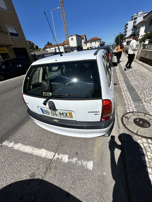 Corsa eco 1.0 12V 99 otimas condiçoes