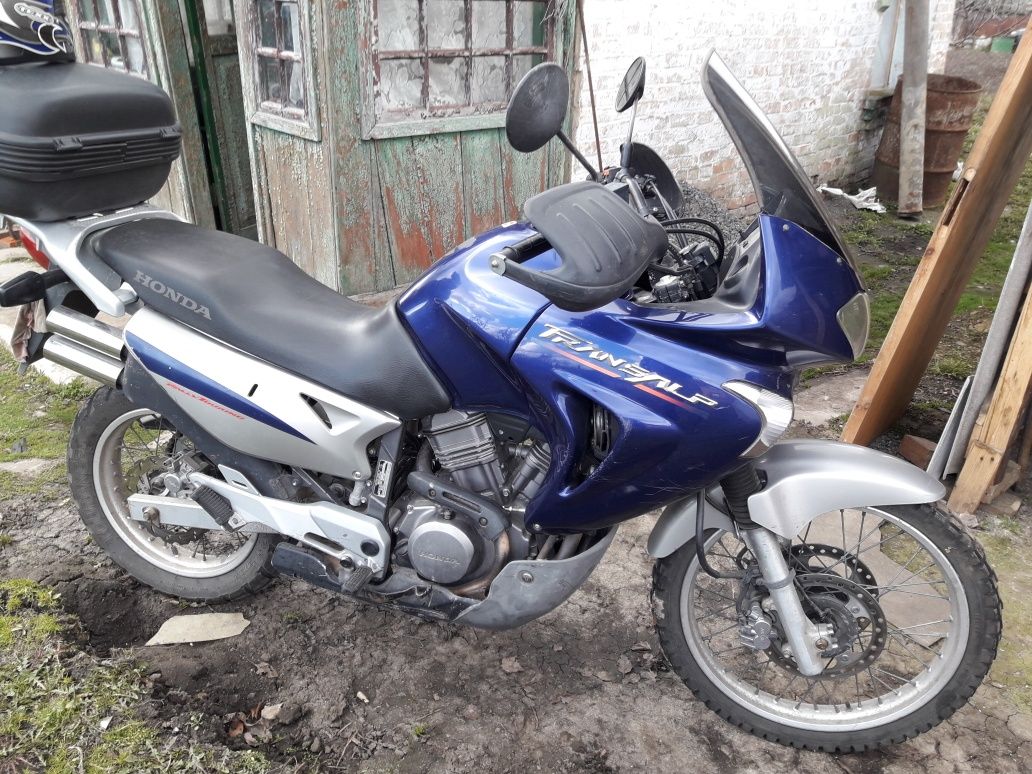 Продам Honda Transalp 650