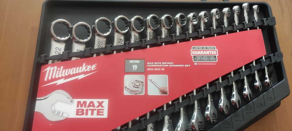 Zestaw kluczy płasko-oczkowych MAX BITE Milwaukee 15szt.