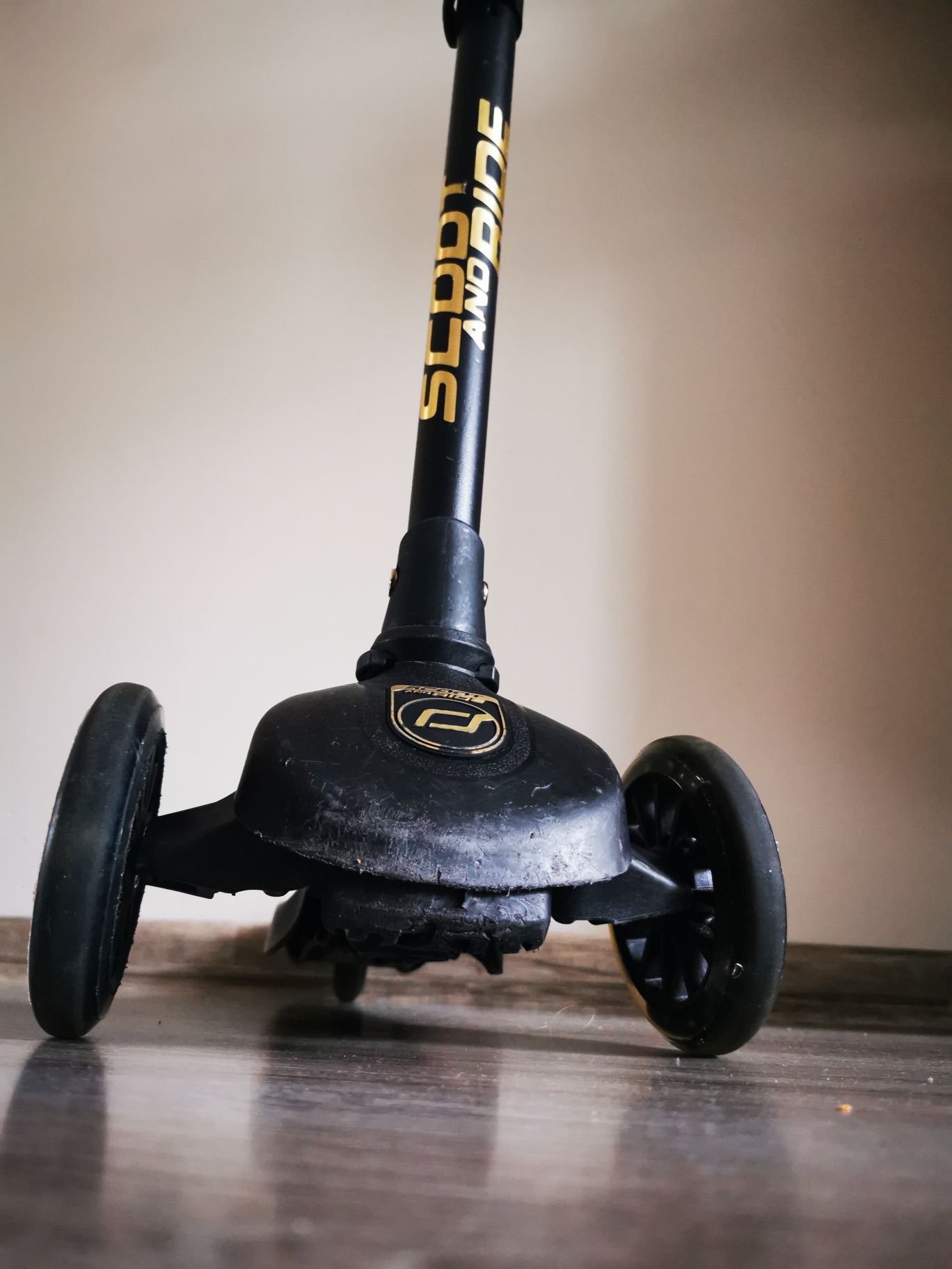 Hulajnoga Scootandride Highwaykick 3 LED BLACK&GOLD