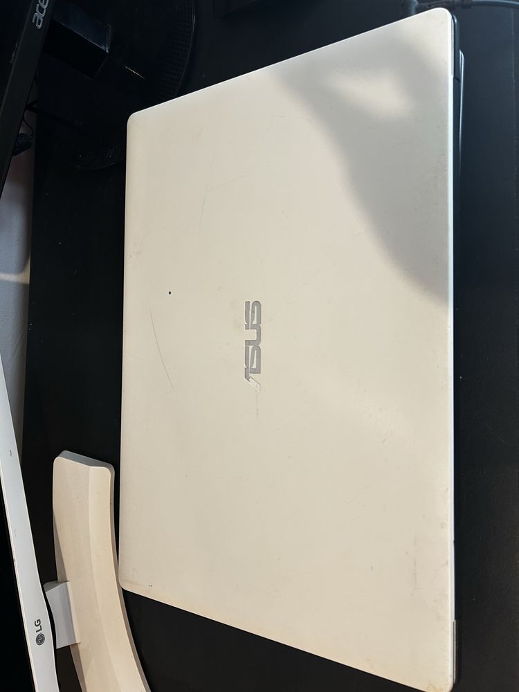 Computador Portátil - Notebook ASUS