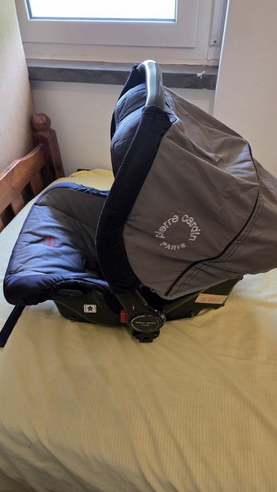 Carrinho de bebe pierre cardin