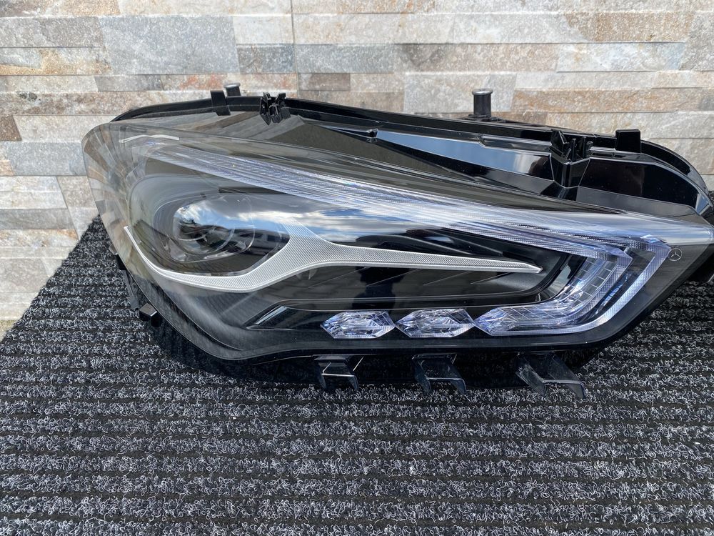 Фари Фара Mercedes CLA нові оригінал