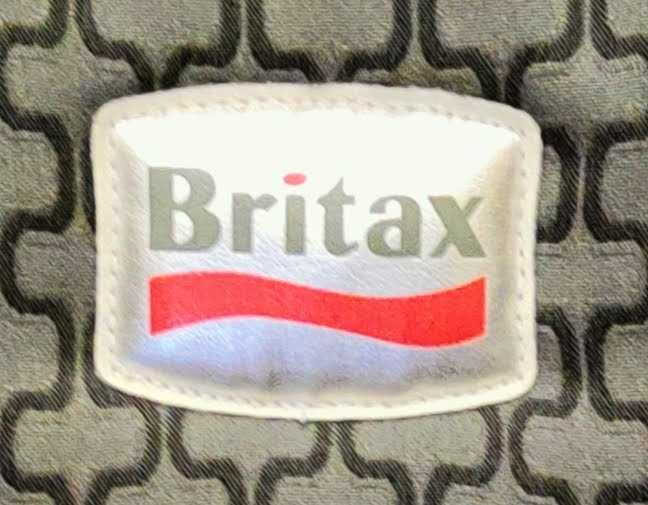 Детское автокресло BRITAX . Дитяче автокрісло BRITAX .